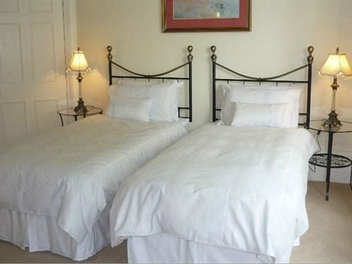 Alpine Lodge Guest House Μπάξτον Εξωτερικό φωτογραφία