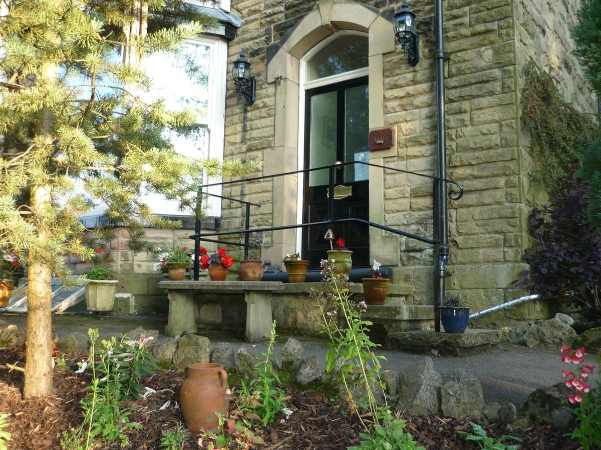 Alpine Lodge Guest House Μπάξτον Εξωτερικό φωτογραφία